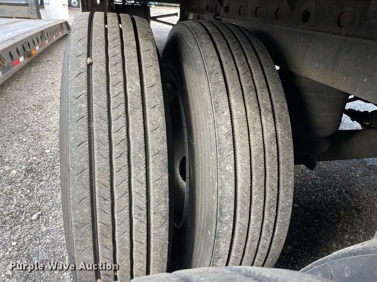 image for item DP0214 2012 Utility VS2RA  refrigerated van trailer