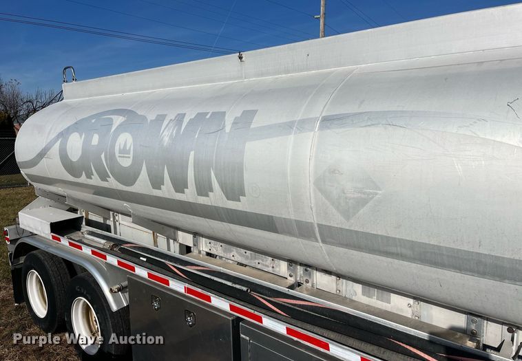 image for item DP2176 1992 Fruehauf  tank trailer