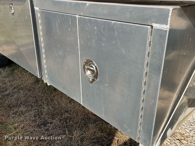 image for item DP2176 1992 Fruehauf  tank trailer