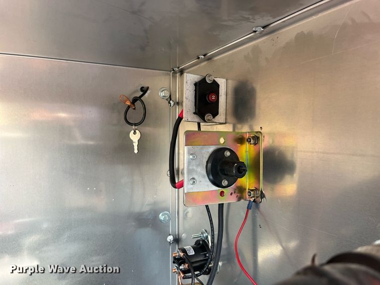 image for item DP2176 1992 Fruehauf  tank trailer