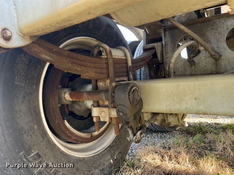 image for item DP2176 1992 Fruehauf  tank trailer