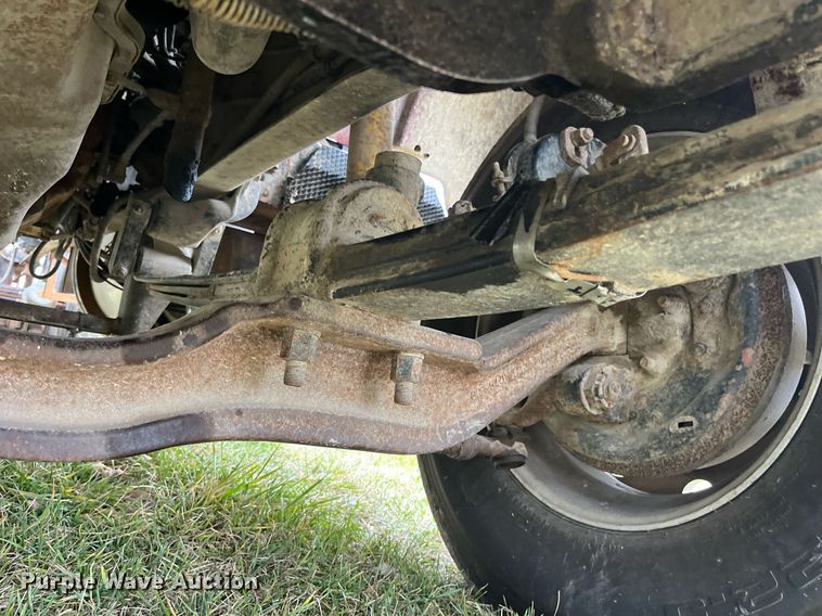 image for item DP2177 1988 Mack RW613  semi truck