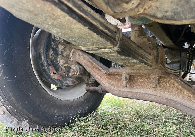 image for item DP2177 1988 Mack RW613  semi truck