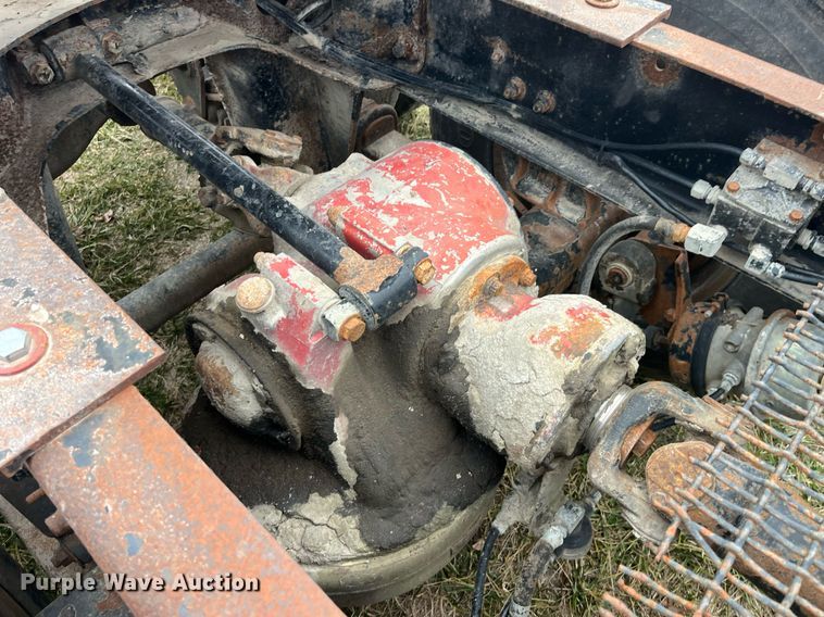image for item DP2177 1988 Mack RW613  semi truck