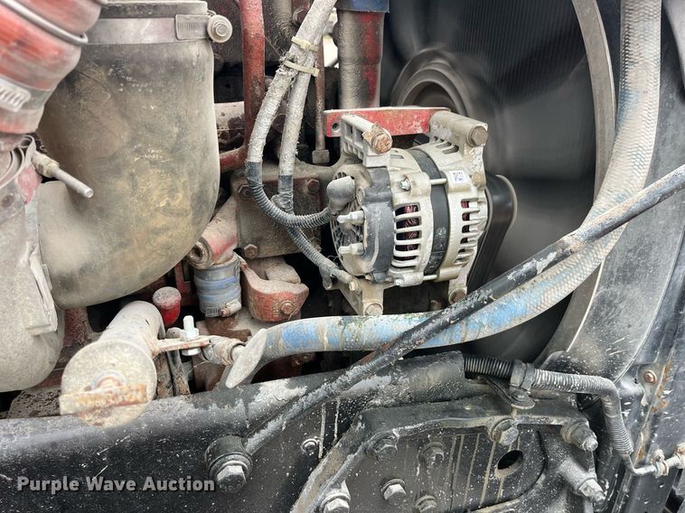 image for item DP2178 2009 Peterbilt 384  semi truck