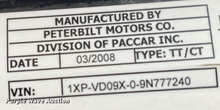 image for item DP2178 2009 Peterbilt 384  semi truck