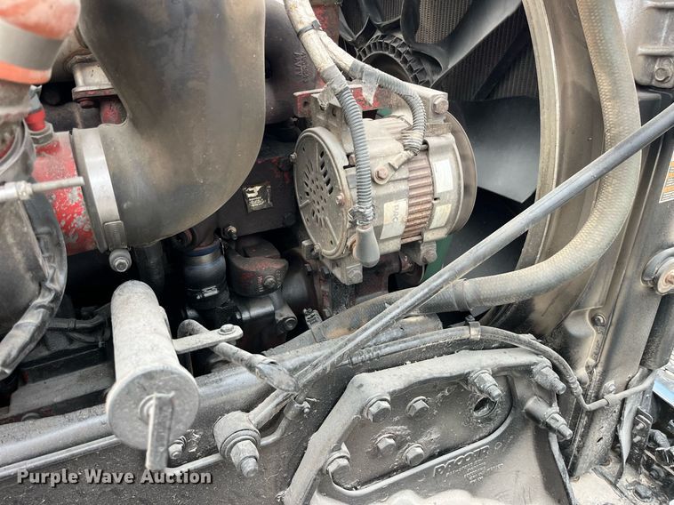 image for item DP2179 2011 Peterbilt 384  semi truck