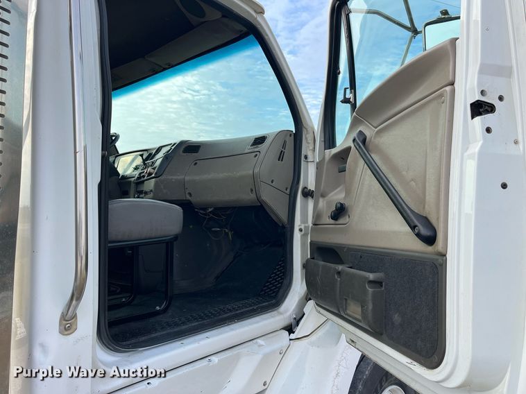 image for item DP2180 2003 Sterling A-Line  semi truck