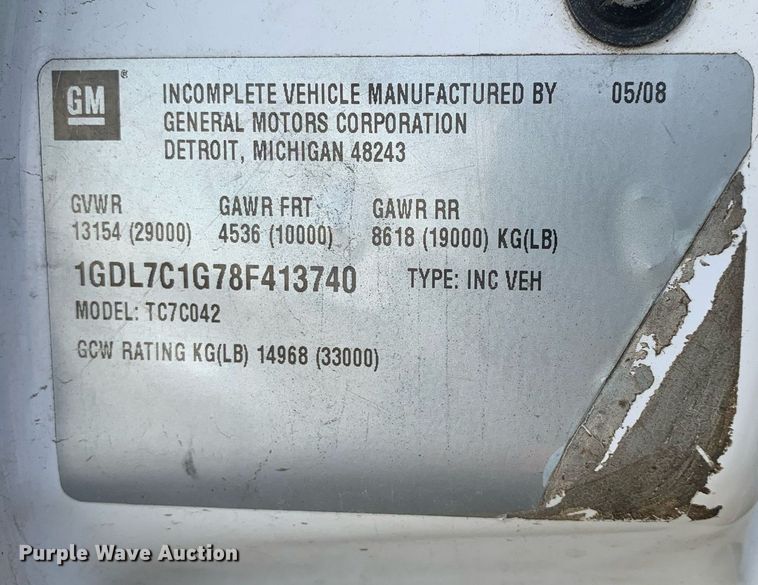 image for item DP8789 2008 GMC 7500  bucket truck