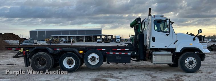 image for item DQ2343 2012 Freightliner 114SD  roll-off container truck