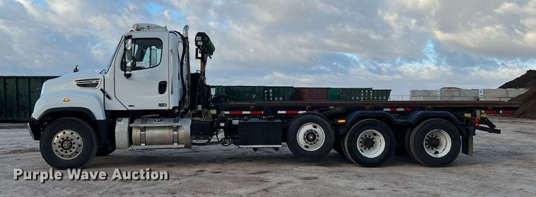 image for item DQ2343 2012 Freightliner 114SD  roll-off container truck