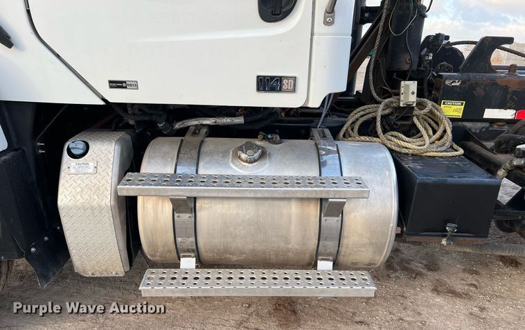 image for item DQ2343 2012 Freightliner 114SD  roll-off container truck