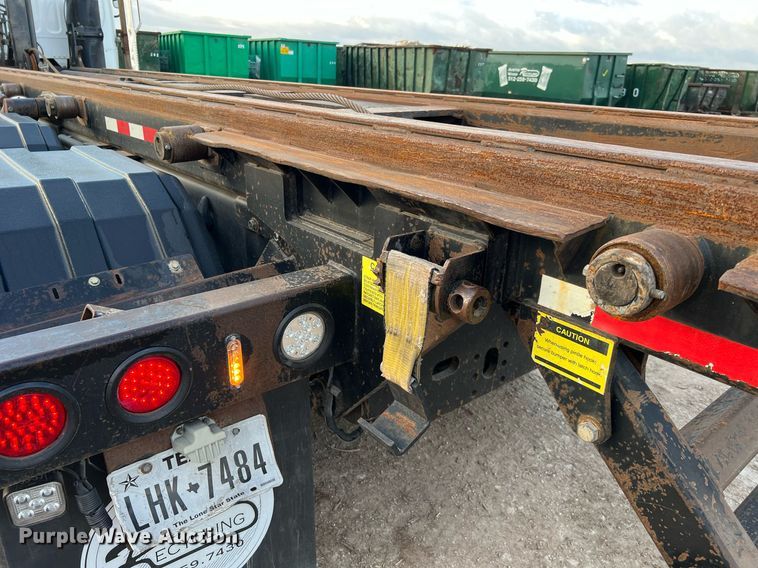 image for item DQ2343 2012 Freightliner 114SD  roll-off container truck