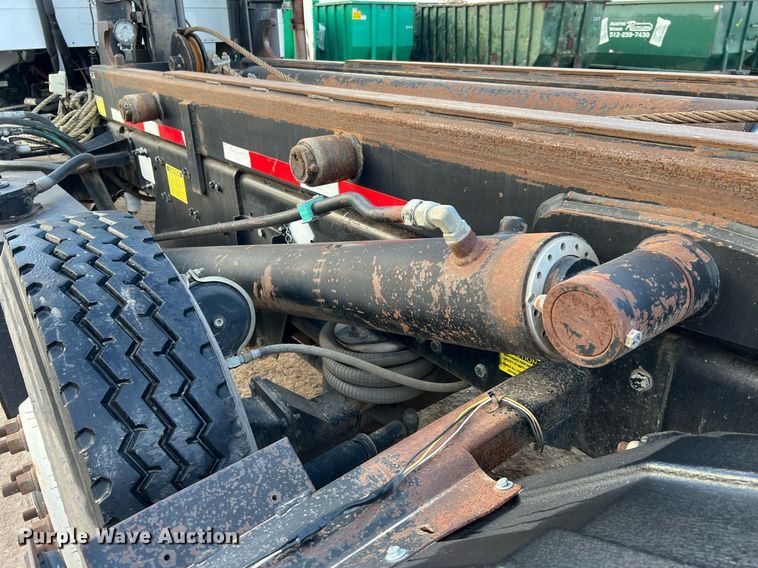 image for item DQ2343 2012 Freightliner 114SD  roll-off container truck