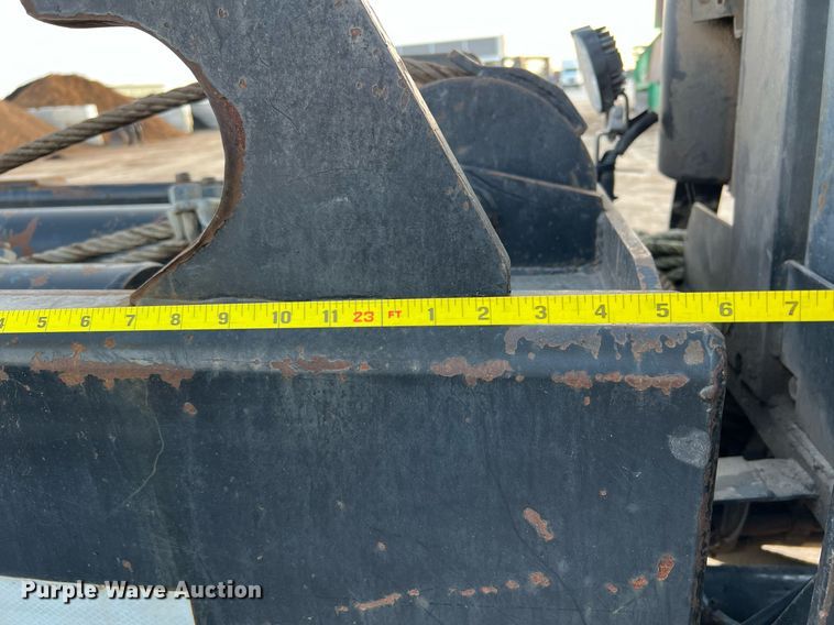 image for item DQ2343 2012 Freightliner 114SD  roll-off container truck