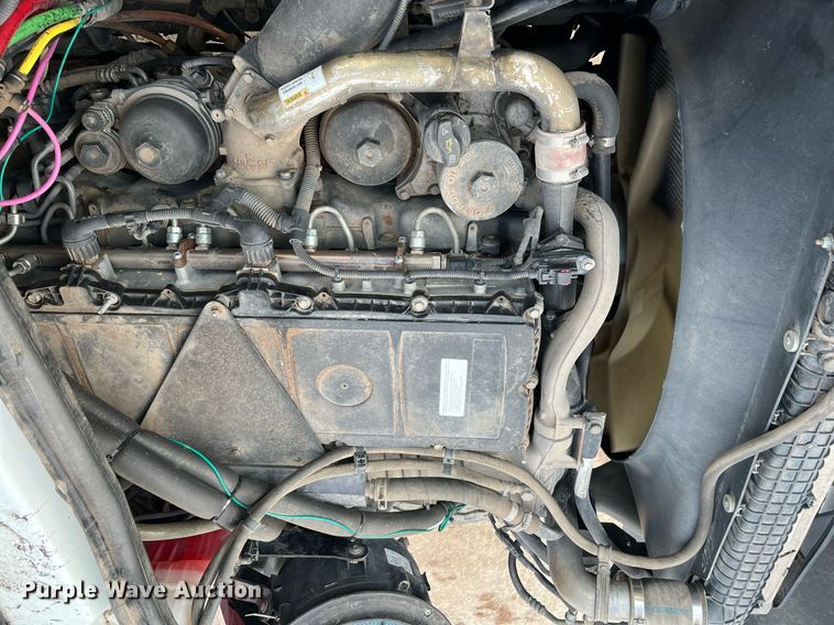 image for item DQ2343 2012 Freightliner 114SD  roll-off container truck