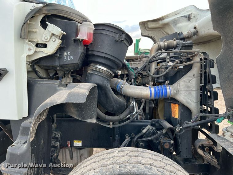 image for item DQ2343 2012 Freightliner 114SD  roll-off container truck