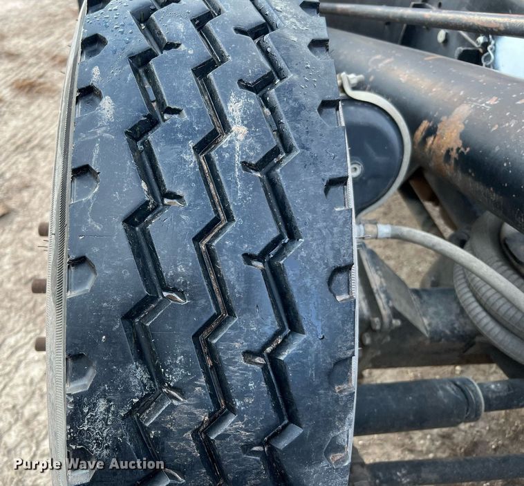 image for item DQ2343 2012 Freightliner 114SD  roll-off container truck