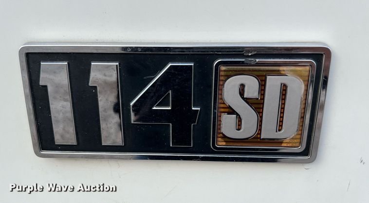 image for item DQ2343 2012 Freightliner 114SD  roll-off container truck