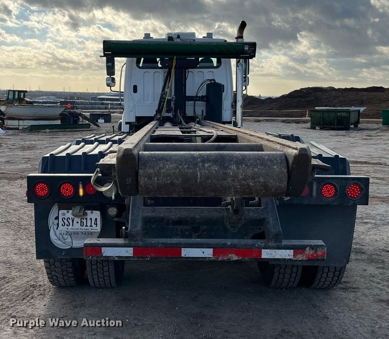 image for item DQ2344 2012 Freightliner 114SD  roll-off container truck