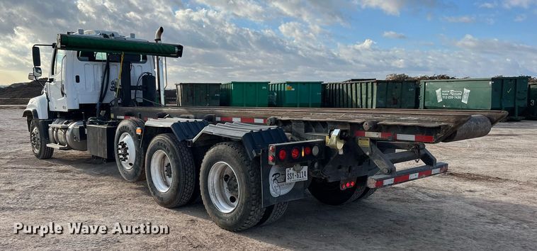 image for item DQ2344 2012 Freightliner 114SD  roll-off container truck