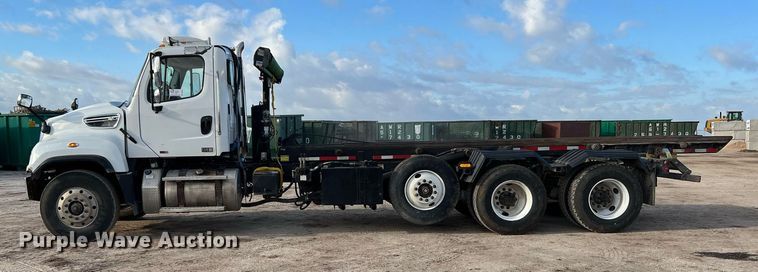 image for item DQ2344 2012 Freightliner 114SD  roll-off container truck