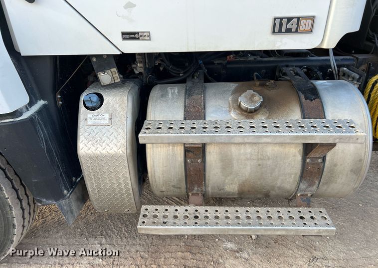 image for item DQ2344 2012 Freightliner 114SD  roll-off container truck