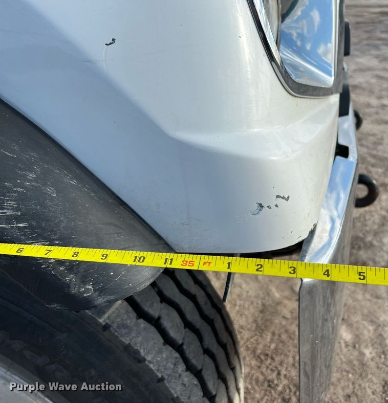 image for item DQ2344 2012 Freightliner 114SD  roll-off container truck