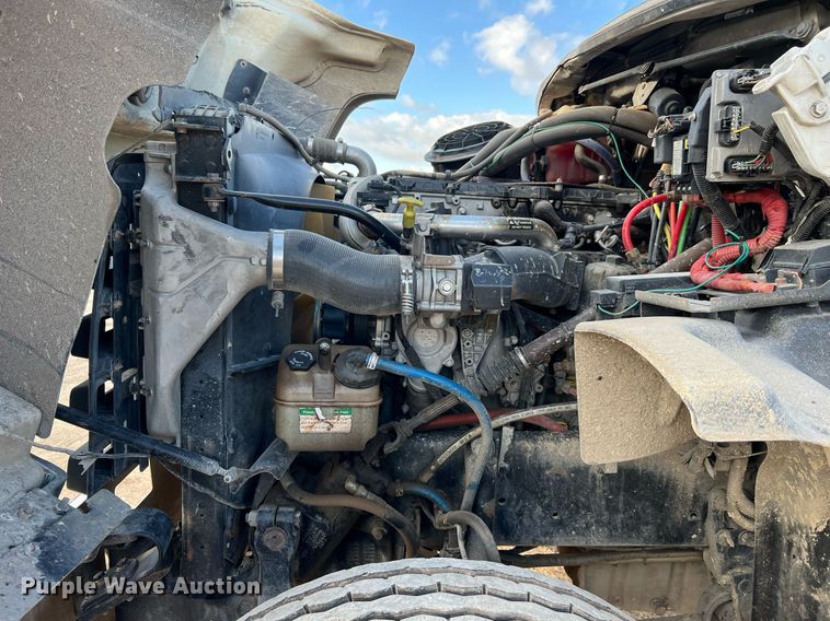 image for item DQ2344 2012 Freightliner 114SD  roll-off container truck