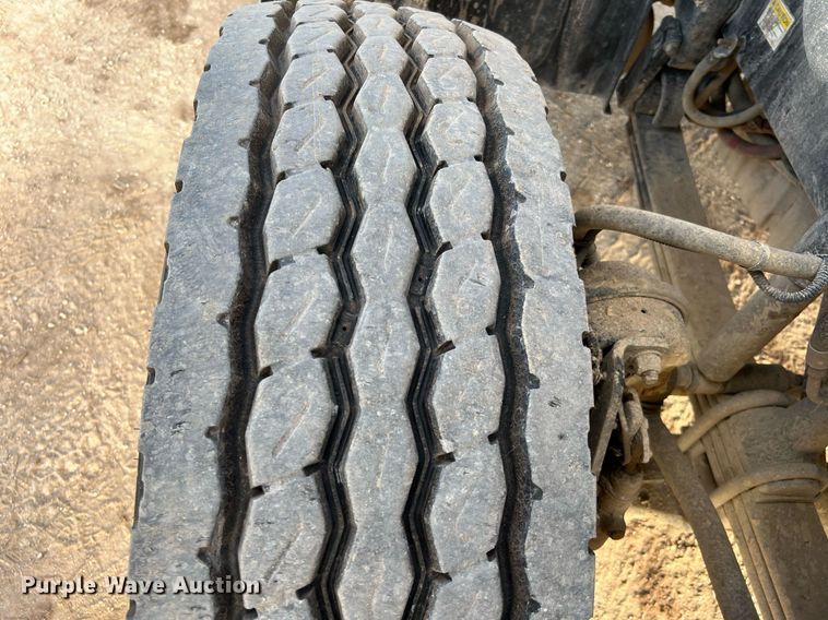 image for item DQ2344 2012 Freightliner 114SD  roll-off container truck