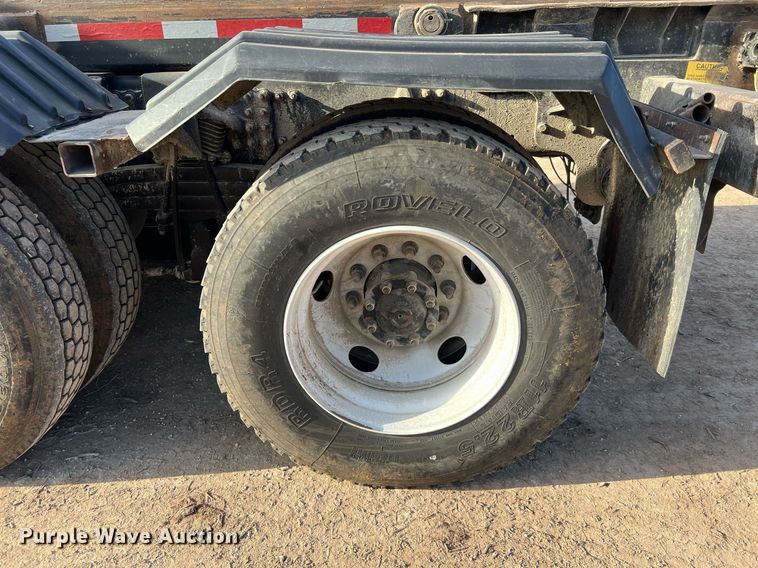 image for item DQ2344 2012 Freightliner 114SD  roll-off container truck