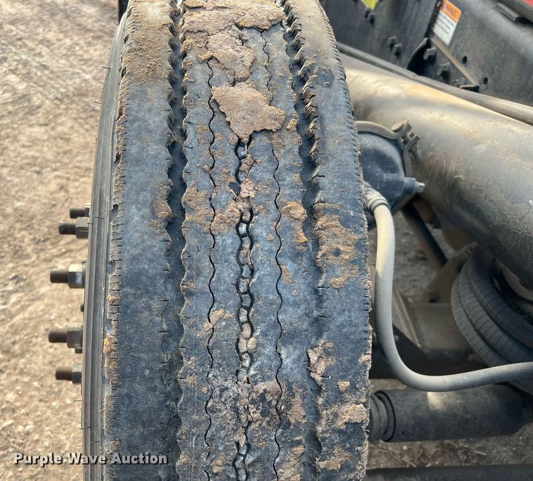 image for item DQ2344 2012 Freightliner 114SD  roll-off container truck