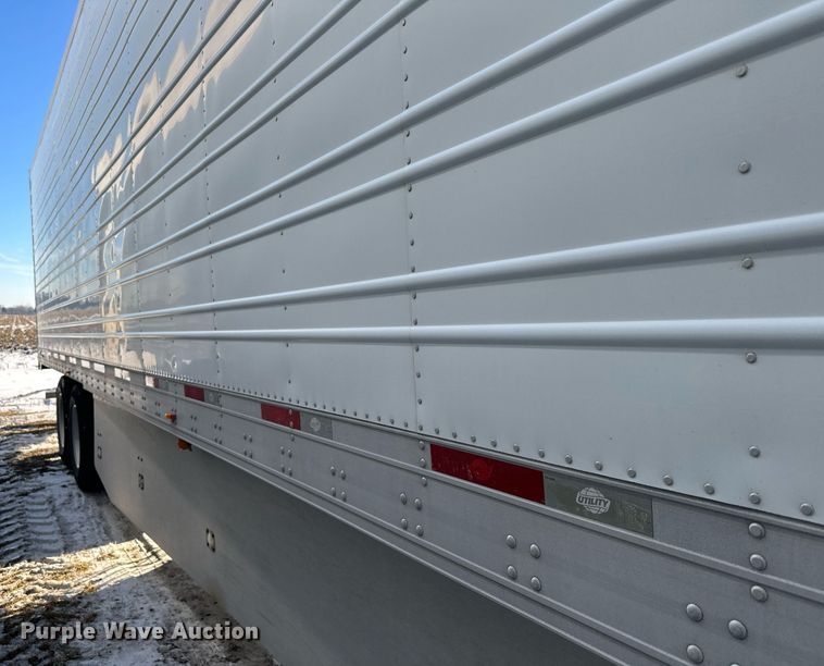 image for item DQ7408 2015 Utility  refrigerated van trailer