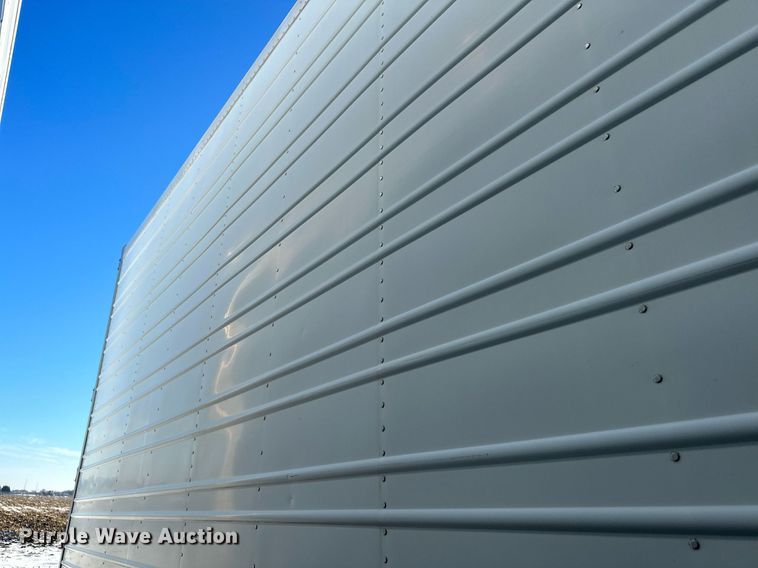 image for item DQ7408 2015 Utility  refrigerated van trailer