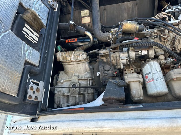 image for item DQ7408 2015 Utility  refrigerated van trailer