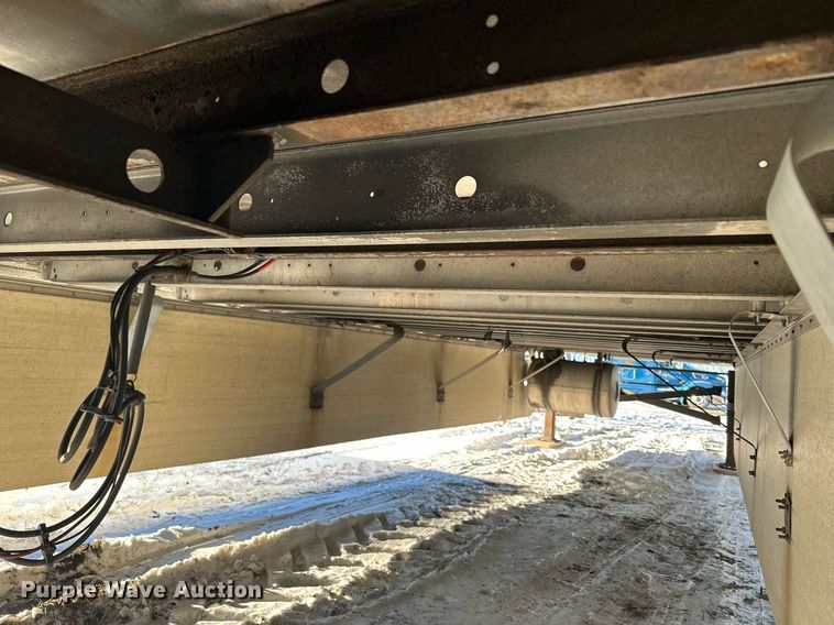 image for item DQ7408 2015 Utility  refrigerated van trailer