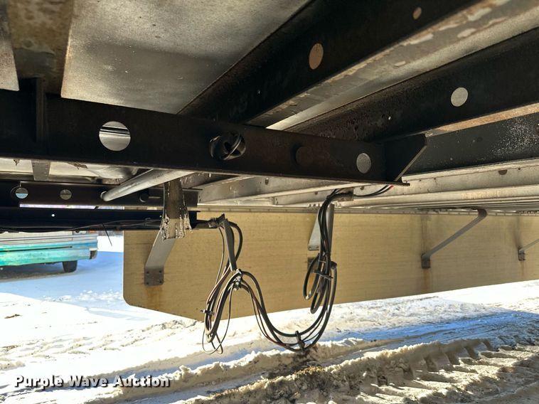 image for item DQ7408 2015 Utility  refrigerated van trailer