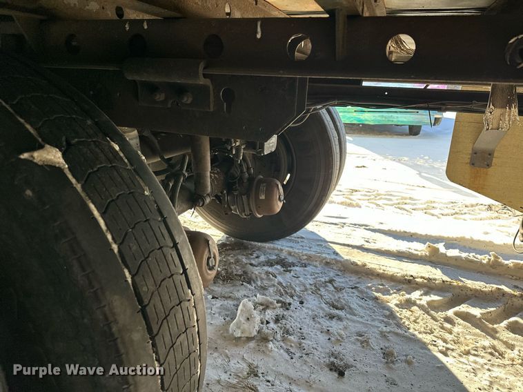 image for item DQ7408 2015 Utility  refrigerated van trailer