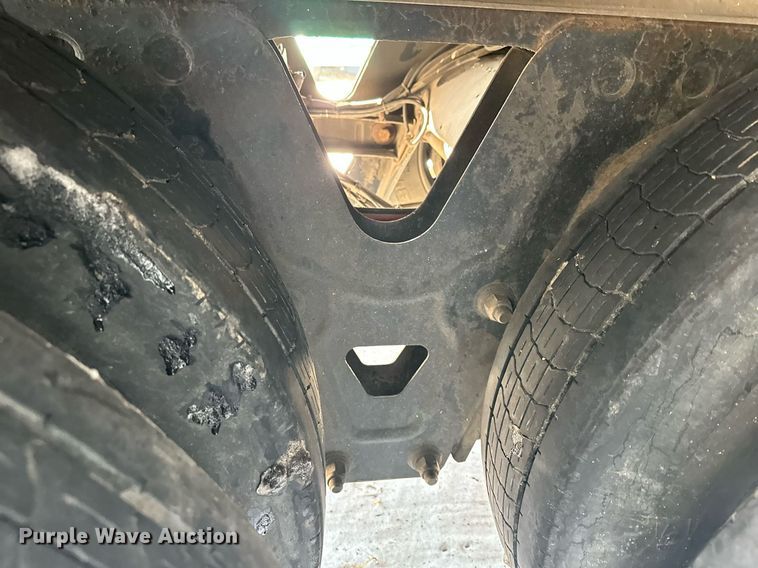 image for item DQ7408 2015 Utility  refrigerated van trailer