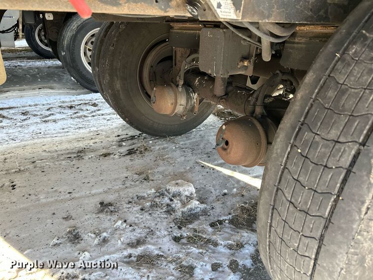 image for item DQ7408 2015 Utility  refrigerated van trailer