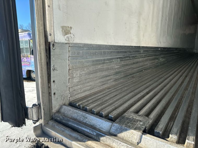 image for item DQ7408 2015 Utility  refrigerated van trailer