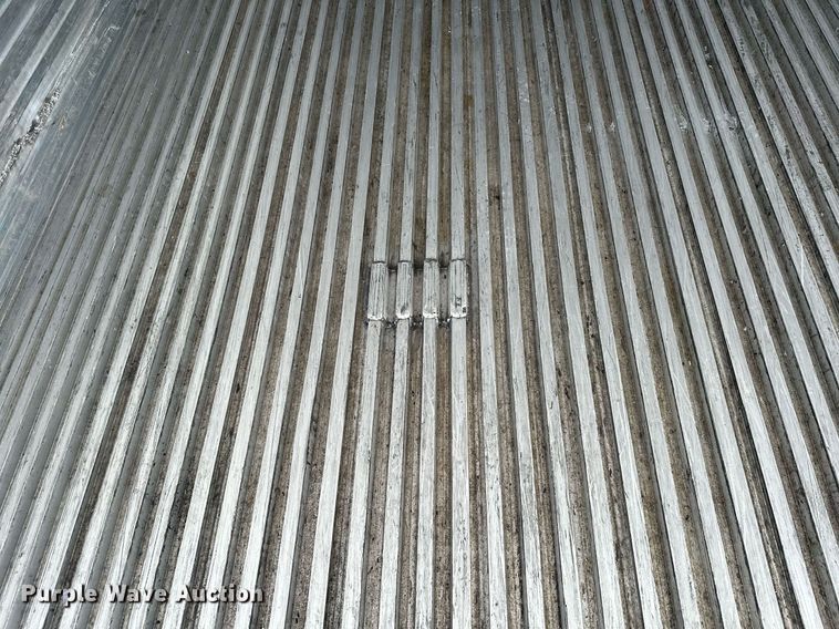 image for item DQ7408 2015 Utility  refrigerated van trailer