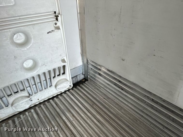 image for item DQ7408 2015 Utility  refrigerated van trailer