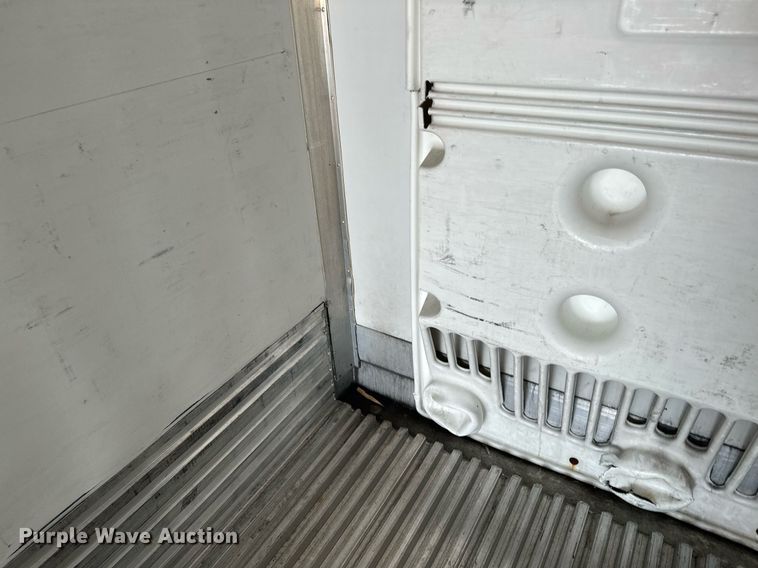 image for item DQ7408 2015 Utility  refrigerated van trailer