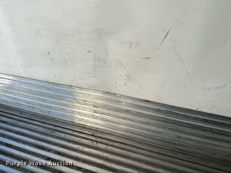 image for item DQ7408 2015 Utility  refrigerated van trailer