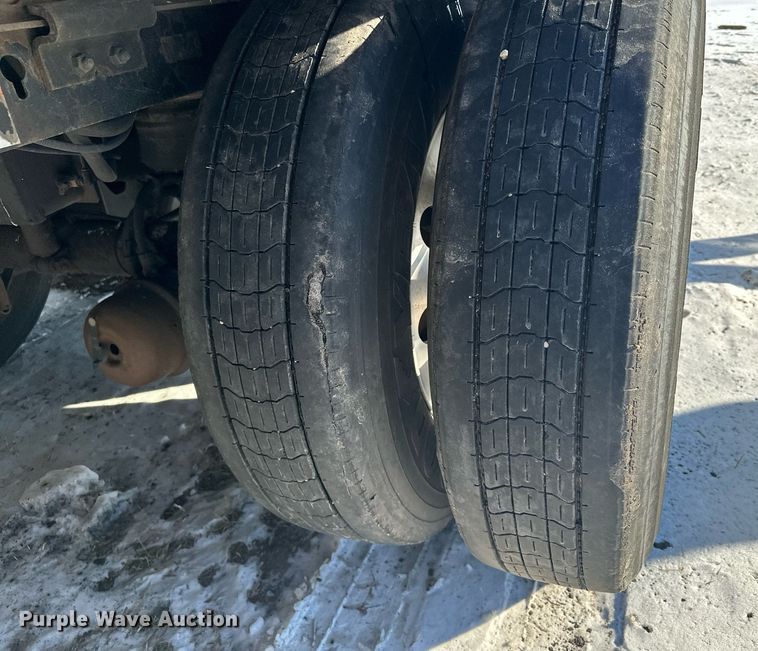 image for item DQ7408 2015 Utility  refrigerated van trailer