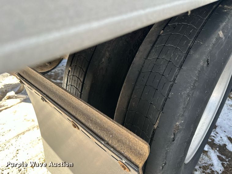 image for item DQ7408 2015 Utility  refrigerated van trailer