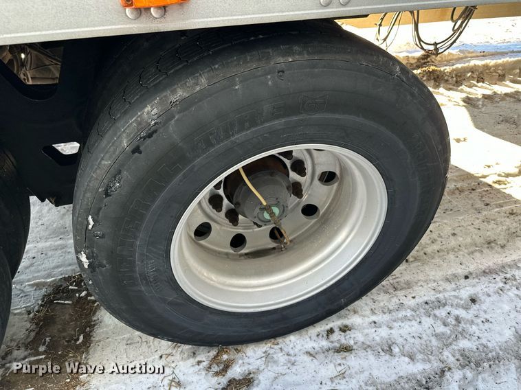 image for item DQ7408 2015 Utility  refrigerated van trailer