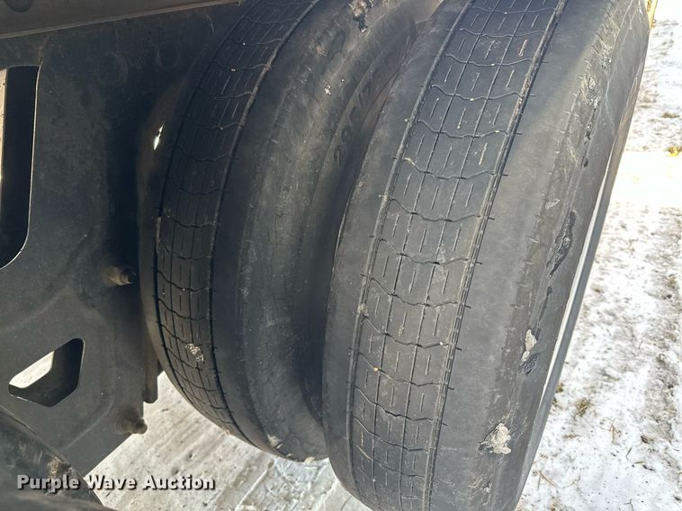 image for item DQ7408 2015 Utility  refrigerated van trailer