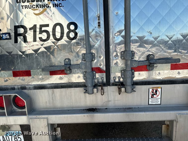 image for item DQ7410 2015 Great Dane  refrigerated van trailer